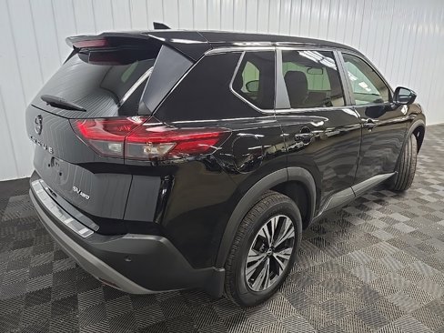 Used 2023 Nissan Rogue SV image 10