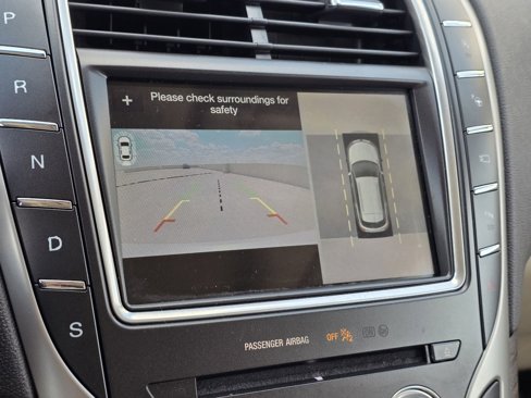 Used 2019 Lincoln Nautilus Reserve image 23