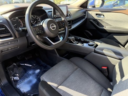 Used 2023 Nissan Rogue SV image 20
