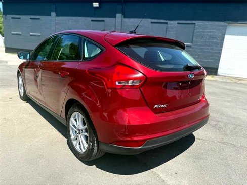 Used 2016 Ford Focus SE image 7