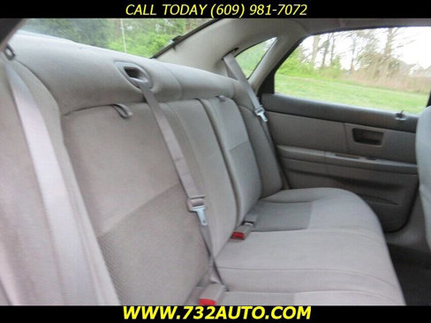 Used 2004 Ford Taurus SES image 33