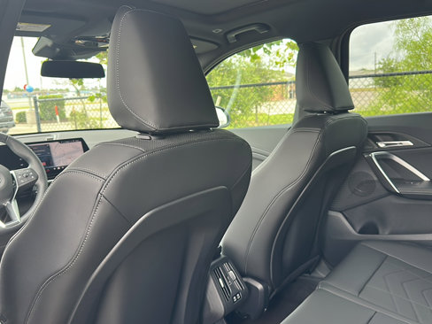 New 2025 BMW X1 xDrive28i w/ Technology Package image 14