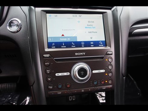 Used 2019 Ford Fusion Titanium image 25