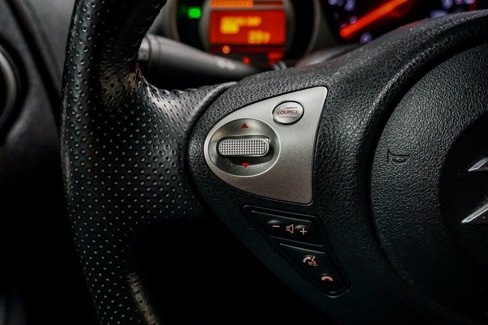 Used 2010 Nissan 370Z Touring image 52