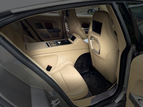Used 2011 Aston Martin Rapide Luxe image 16