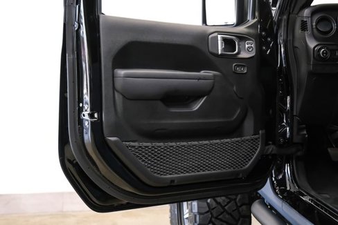 Used 2025 Jeep Gladiator Sport image 71