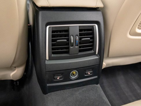Used 2017 BMW 330e image 19