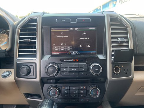 Used 2015 Ford F150 Lariat image 10
