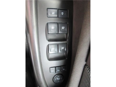 Used 2017 Cadillac Escalade Platinum image 19