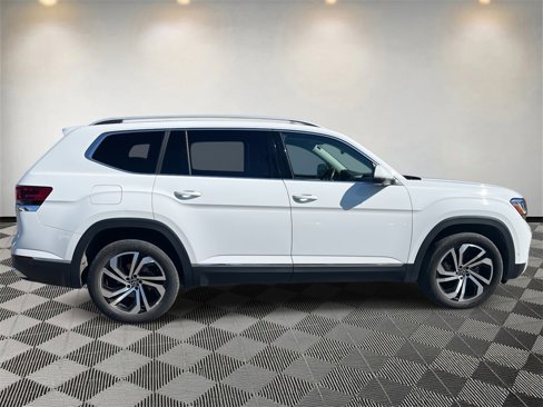 Used 2021 Volkswagen Atlas SEL Premium image 2