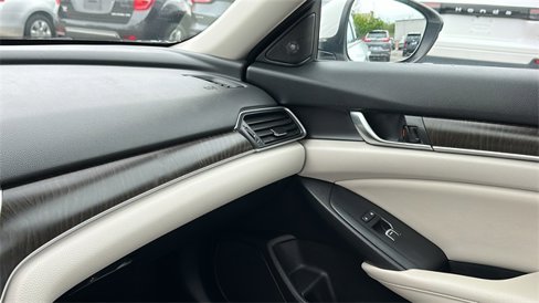 Used 2022 Honda Accord EX-L image 21