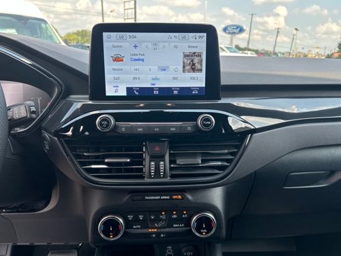 New 2025 Ford Escape ST-Line image 16