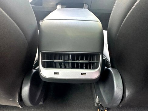 Used 2020 Tesla Model 3 Long Range image 25