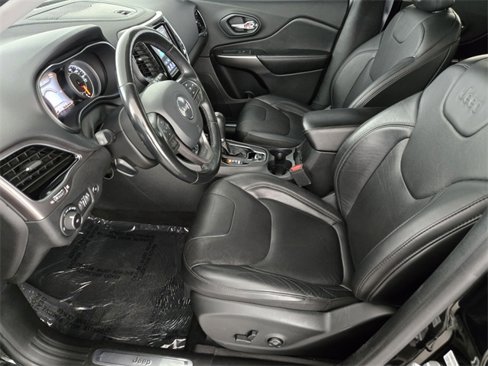 Used 2020 Jeep Cherokee Limited image 10