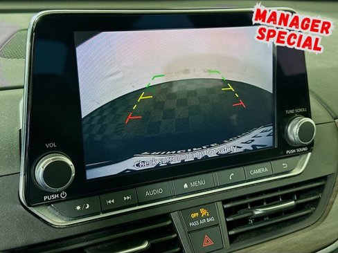 Used 2023 Nissan Altima 2.5 SV image 16