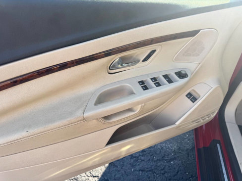 Used 2008 Volkswagen Eos Lux image 9