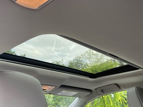 Used 2018 Toyota Highlander Limited image 22