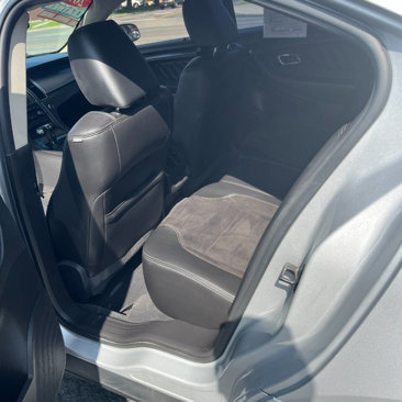 Used 2010 Ford Taurus SHO image 11