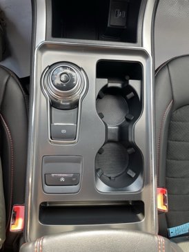 Used 2023 Ford Edge ST-Line image 18