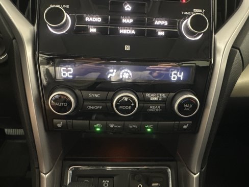 Used 2021 Subaru Ascent Limited w/ Technology Package image 18