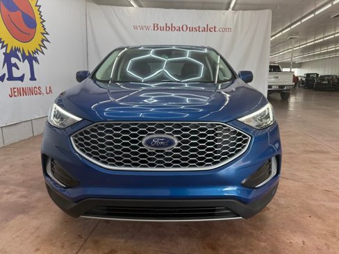 Used 2023 Ford Edge SEL image 3