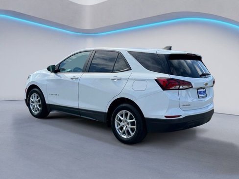 Used 2022 Chevrolet Equinox LS w/ LS Convenience Package image 5