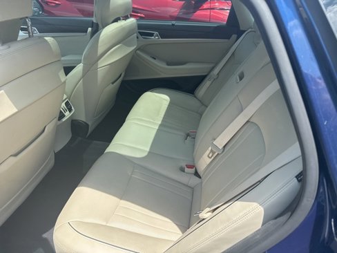 Used 2015 Hyundai Genesis 3.8 w/ Option Group 04 image 5