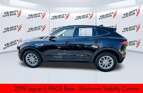 Used 2019 Jaguar E-PACE image 6