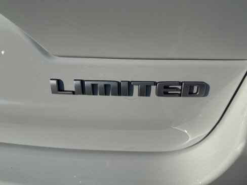 New 2025 Jeep Grand Cherokee Limited image 13