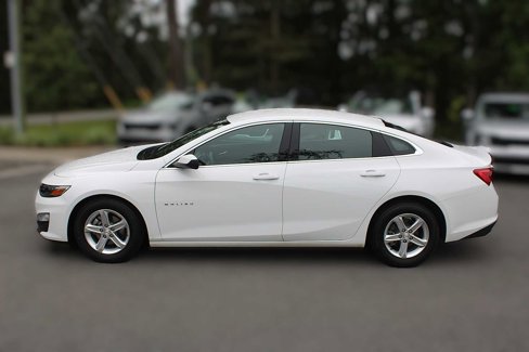 Used 2024 Chevrolet Malibu LS w/ Driver Confidence Package image 5