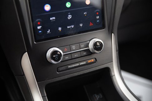 Used 2024 Ford Edge SEL image 15