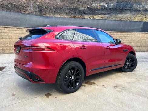 New 2026 Jaguar F-PACE R-Dynamic S image 3