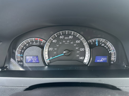 Used 2014 Toyota Camry SE image 14