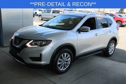 Used 2017 Nissan Rogue SV image 18