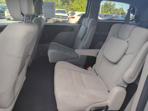Used 2016 Dodge Grand Caravan SE w/ Quick Order Package 29E SE image 7