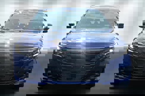 Used 2021 Honda Accord Sport image 2