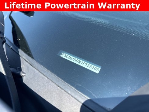 Used 2023 Jeep Compass Trailhawk image 14