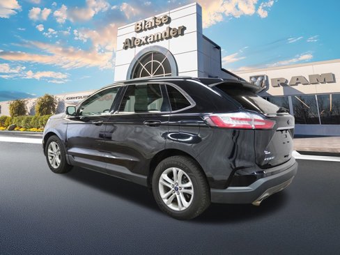 Used 2020 Ford Edge SEL image 9