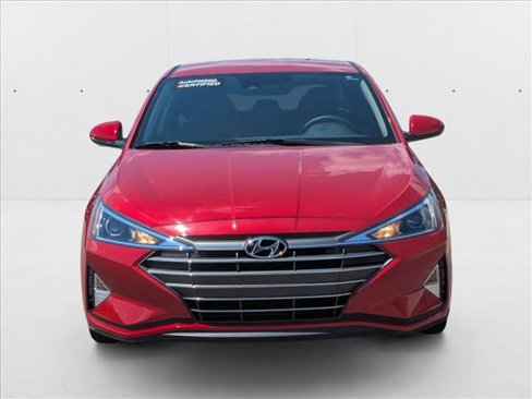 Used 2020 Hyundai Elantra SEL image 2