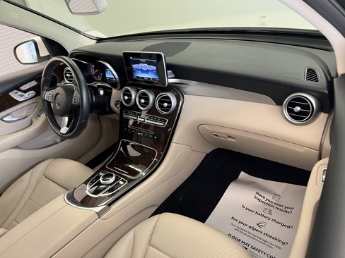Used 2017 Mercedes-Benz GLC 300 4MATIC w/ Premium 1 Package image 42