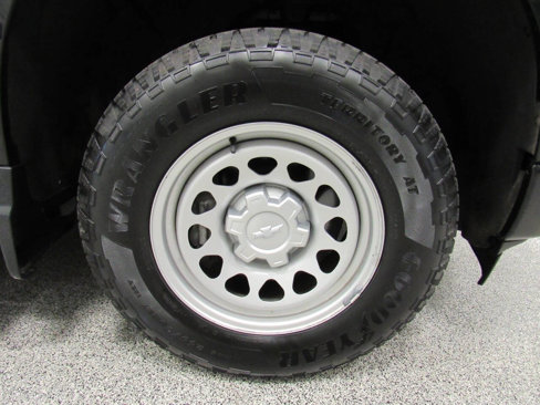 Used 2022 Chevrolet Silverado 1500 W/T w/ WT Value Package image 13