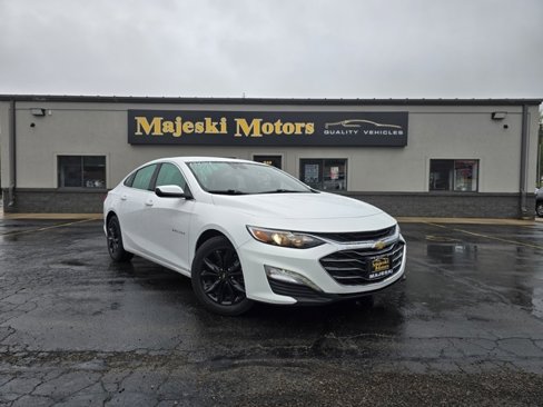 Used 2023 Chevrolet Malibu LT image 1