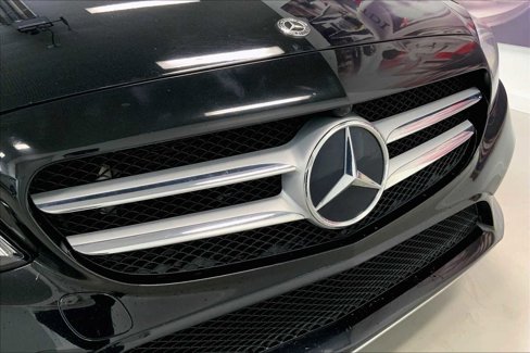 Used 2019 Mercedes-Benz C 300 4MATIC Sedan w/ Premium Package image 33