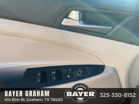 Used 2018 Hyundai Tucson SE w/ Cargo Package image 17