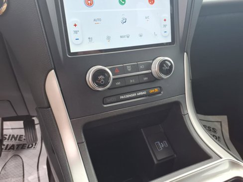 Used 2023 Ford Edge SEL w/ Convenience Package image 20