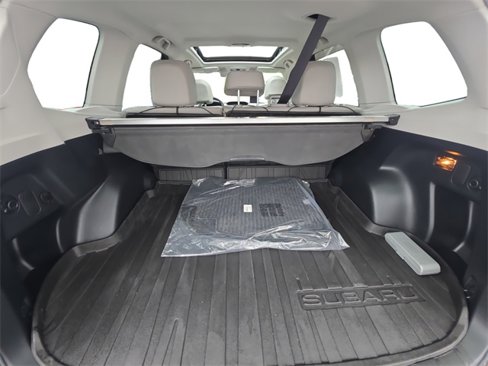 Used 2017 Subaru Forester 2.5i Limited image 13