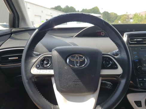 Used 2016 Toyota Prius Four image 23