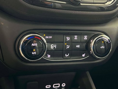 Used 2022 Chevrolet TrailBlazer LT w/ Convenience Package image 25