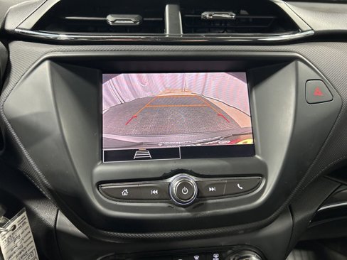 Used 2021 Chevrolet TrailBlazer LS image 25