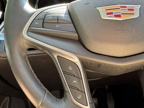 Used 2017 Cadillac XT5 Luxury w/ Driver Awareness Package image 17